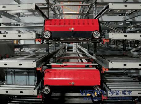 托盘四向穿梭车