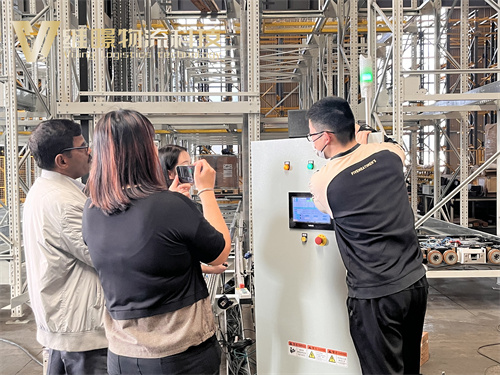 四向穿梭车立体仓库