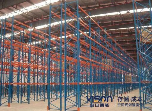 横梁式货架要怎么存放不同规格的托盘？