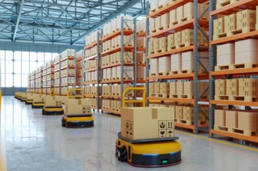 哪种运输机器人适合制造工厂的自动化运输？