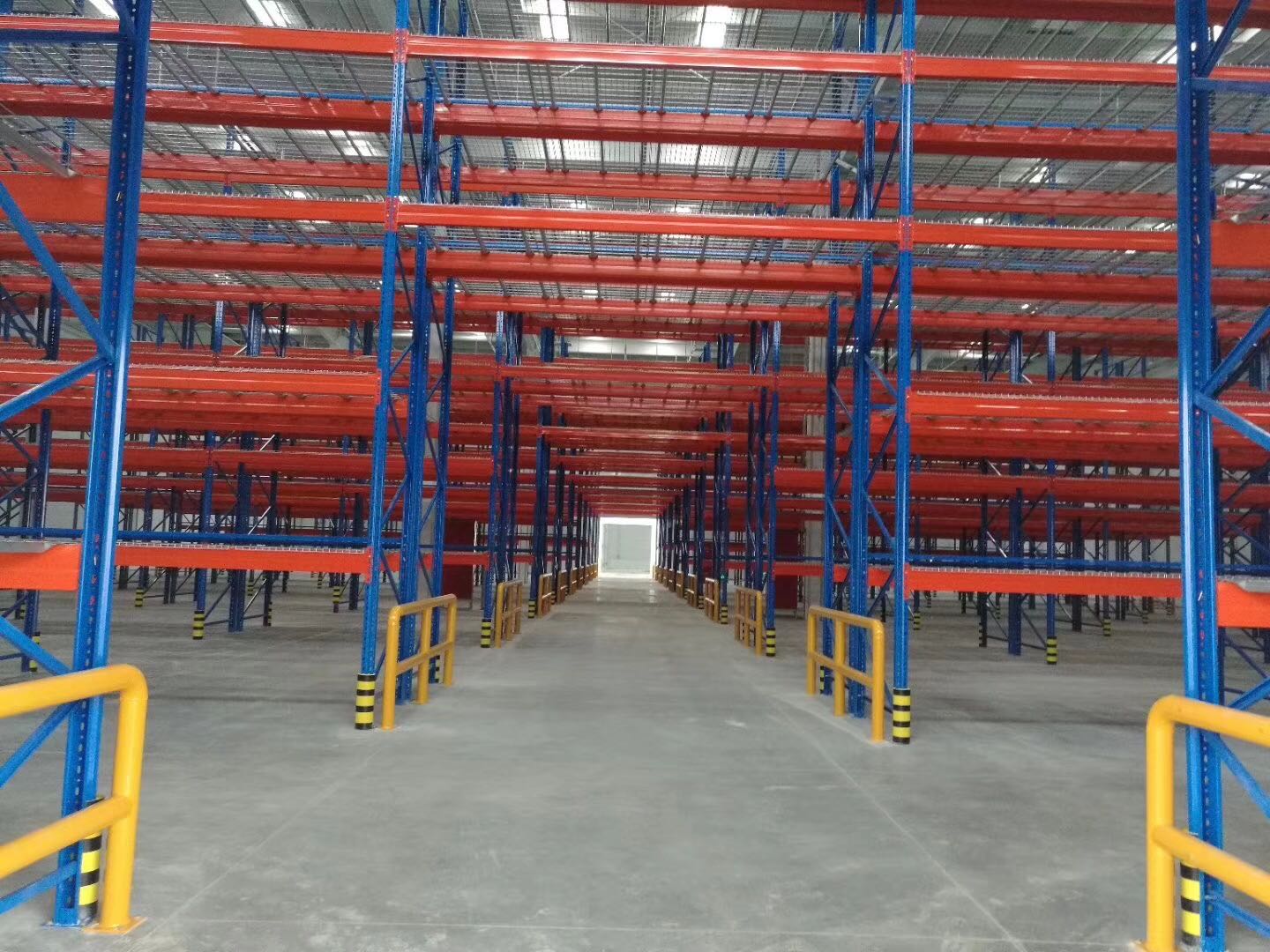 横梁式立体仓库：不止省空间，更让仓储效率 “跑” 起来