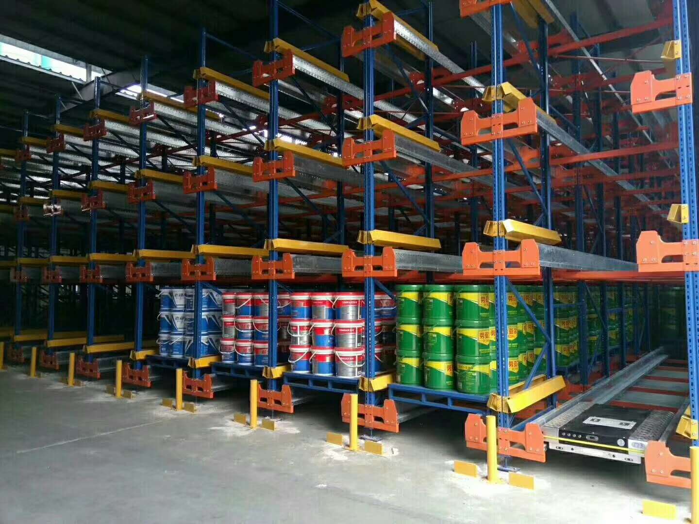 二向穿梭车，行业定制化仓储解决方案